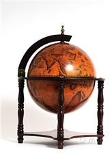 Globe Bar Traditional Antique Old Nautical Map 4-Leg 13-In Dark Red Mahogany