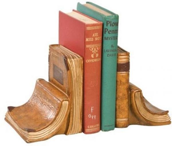 Bookends Bookend Classic Cast Resin Faux Leather Hand-Painted Hand-Cast