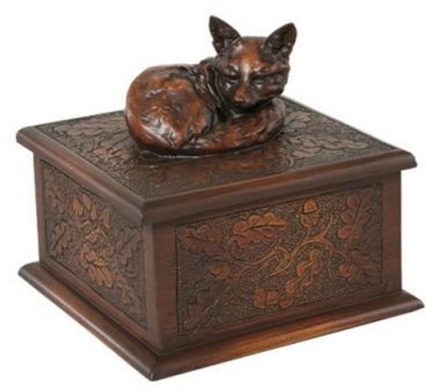 Box MOUNTAIN Traditional Antique Acorn Resting Fox Leaves Leaf Lift-Off Lid