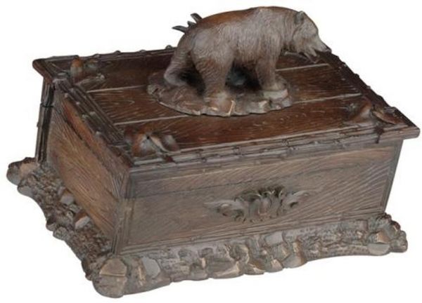 Box Mountain Bear Hinged Lid Hand-Cast Intricately Carved Resin OK Casting