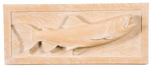 Plaque MOUNTAIN Rustic Trout Fish Right-Facing Right Almond Off-White Resin