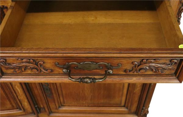 Sideboard Louis XV Rococo French Vintage 1930 Carved Oak 3-Door 3-Drawer