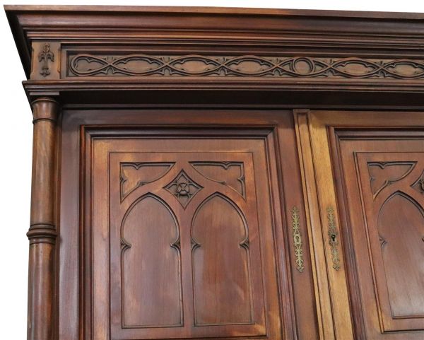 Buffet Antique French Gothic, 1900, Walnut Wood 4-Door 2-Drawer