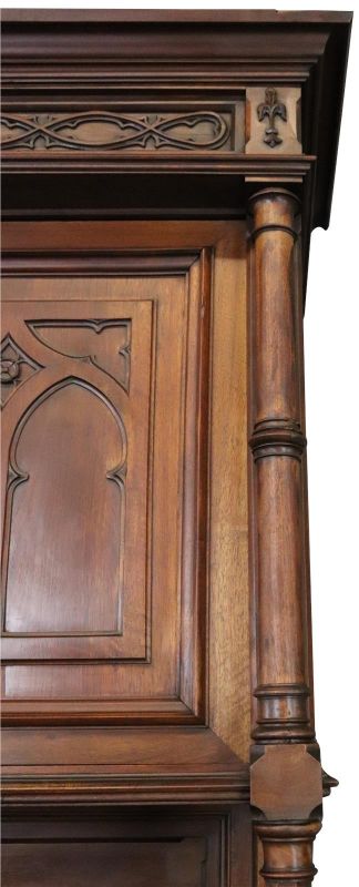 Buffet Antique French Gothic, 1900, Walnut Wood 4-Door 2-Drawer