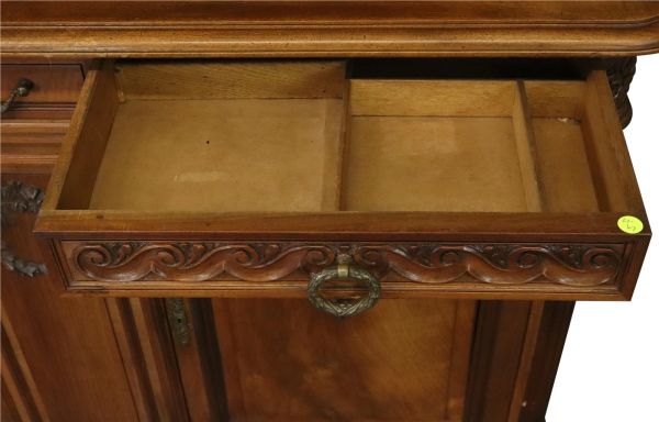 Buffet Louis XVI Antique French Walnut 1900 Glass Doors Pretty Carvings