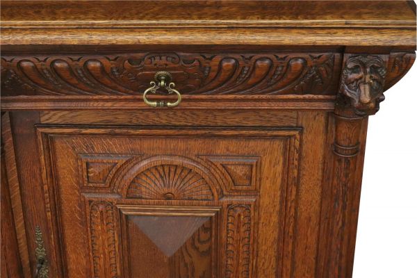 Buffet Mechelen Renaissance Antique 1890 Oak Wood Green Red Stained Glass